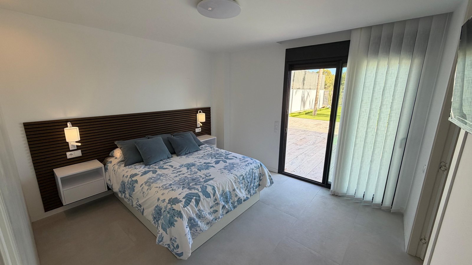 c7f36a9c-0cdd-4734-9ada-f6404b047e49