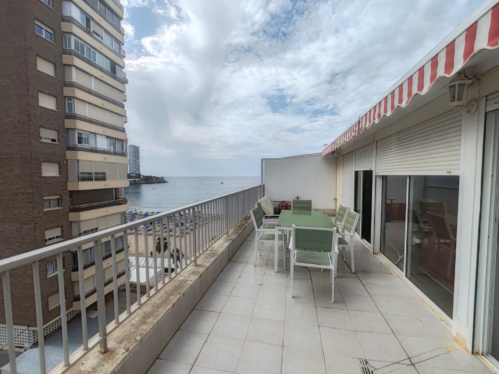 d8495d00-4cc0-4253-b8e2-e3e054f3776b