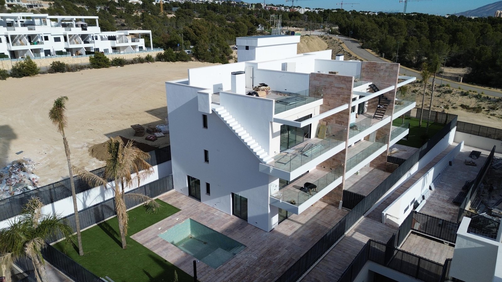 f6857dcf-9f93-4fa7-9faa-d9380b414e39