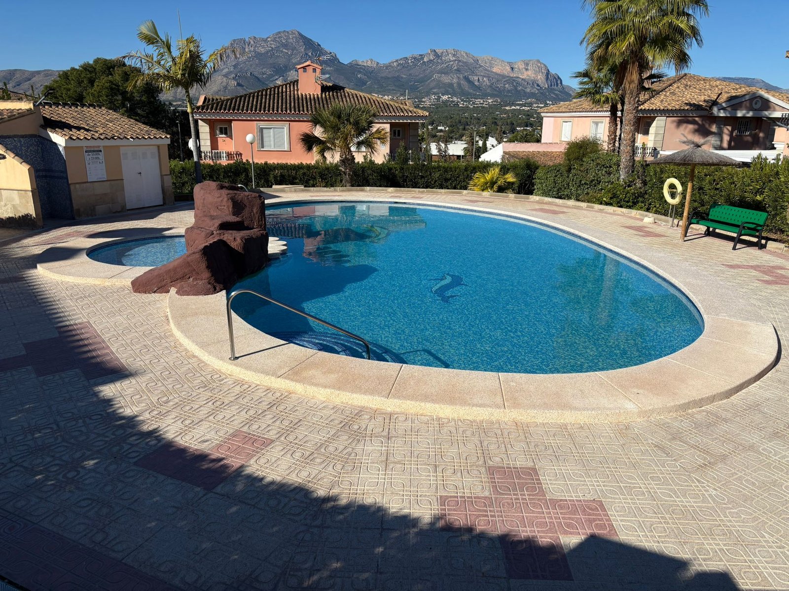 3a07be9b-ff3f-4013-bbdc-a5fc03b3f445