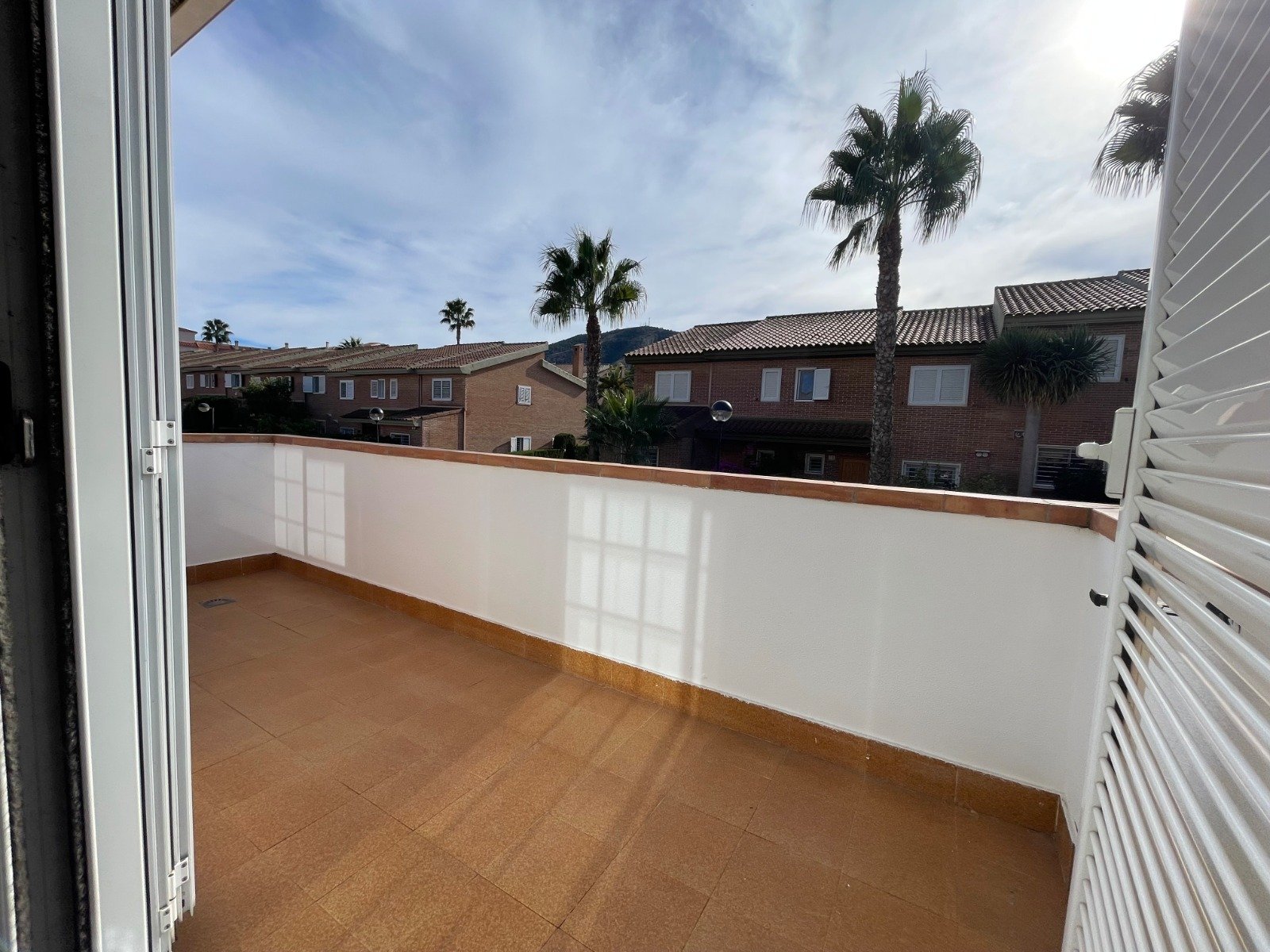 ad4a1f78-a309-4d01-b10f-8e402cca5527