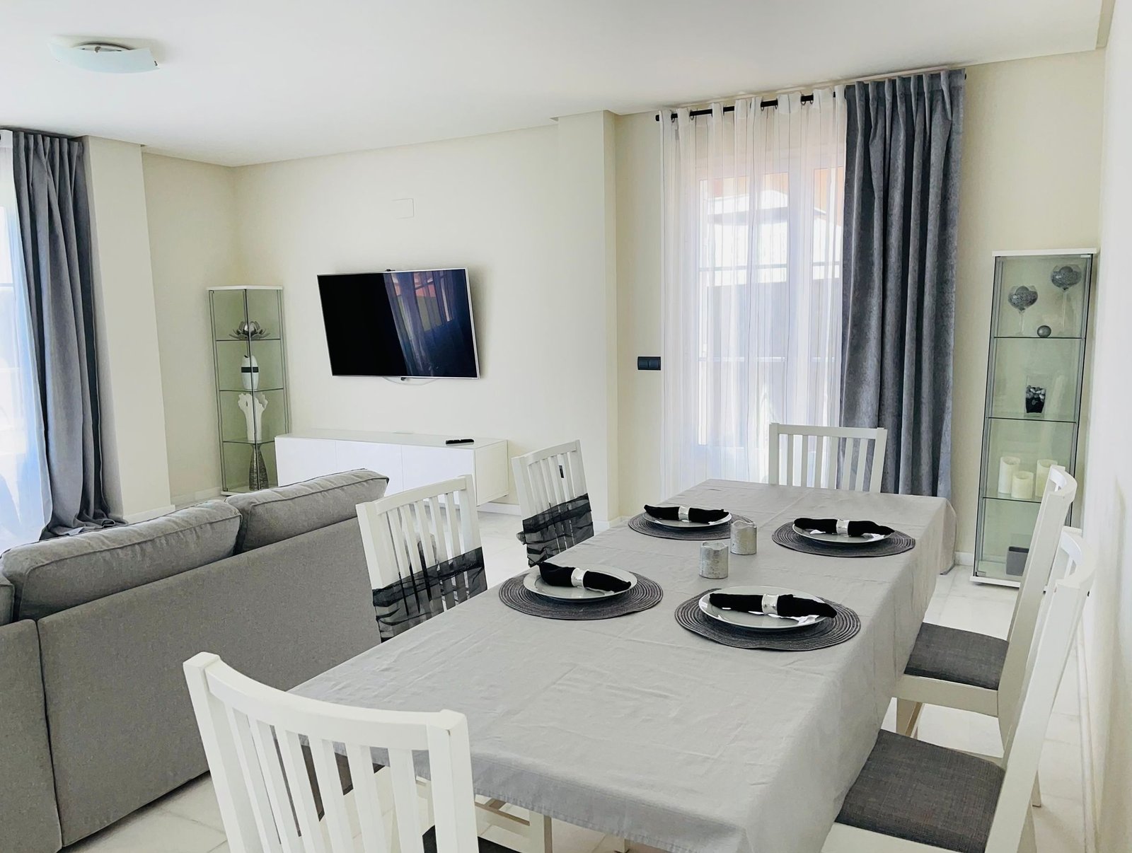 73097394-0101-4ae3-8245-7f4d5393fbda