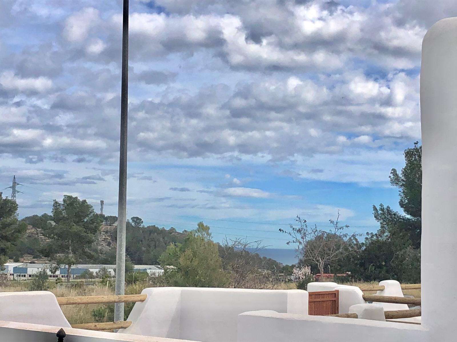 dd8fd7f5-e93f-4c18-a578-af969854a9f2